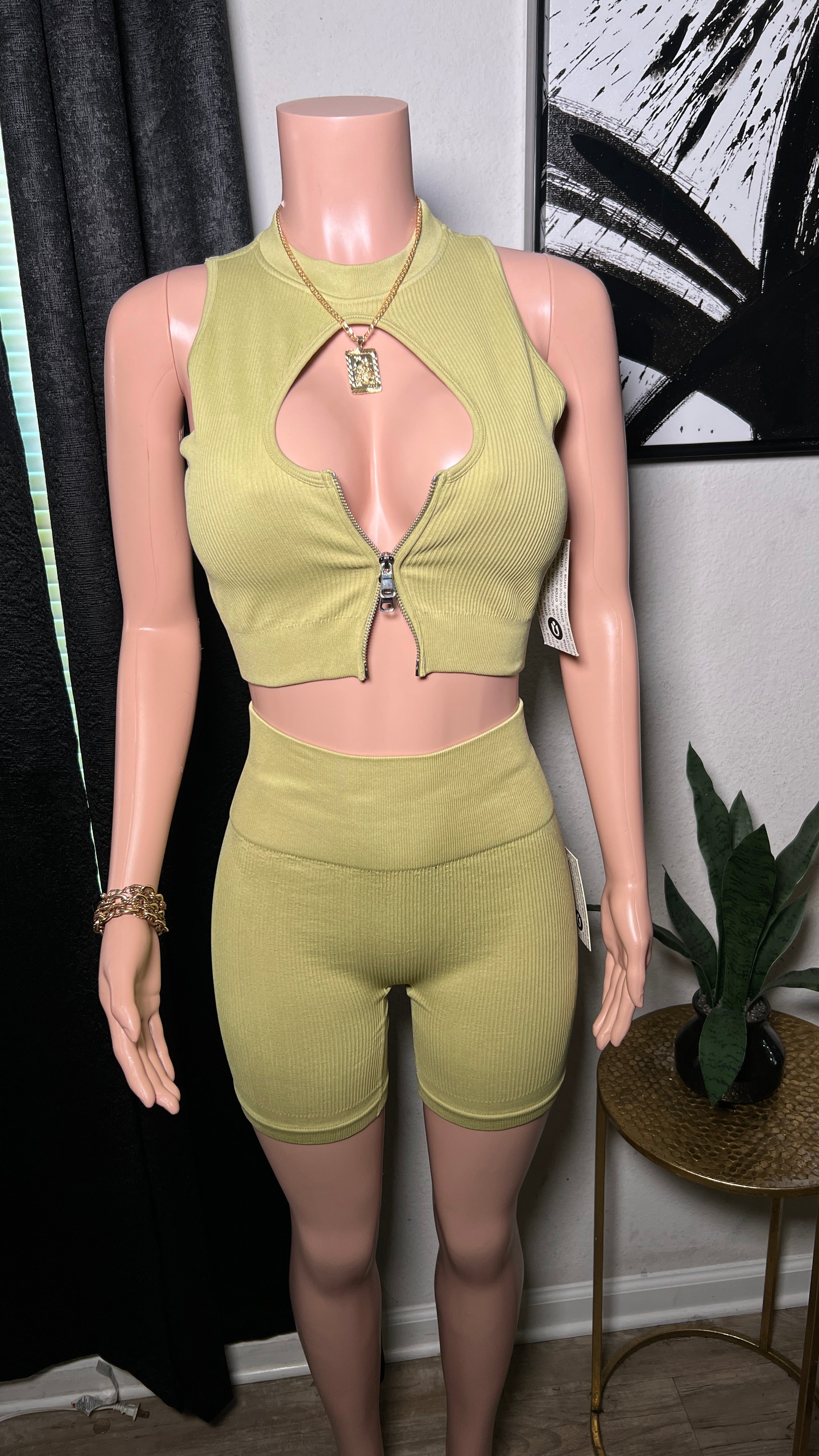 JACKIE CHILL SET